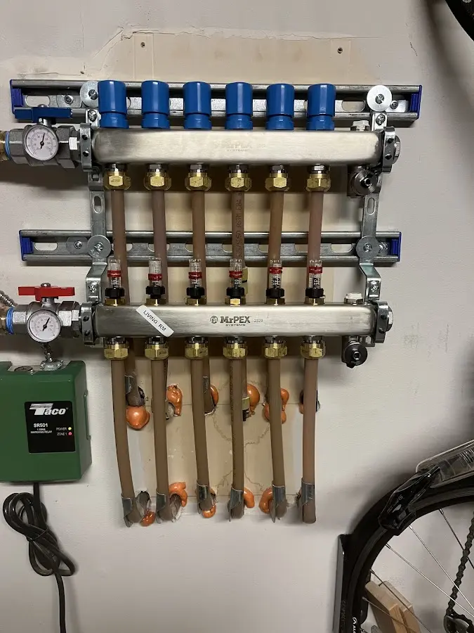 Plumber performing Gas Leak Detection at a residential property in Winter Garden